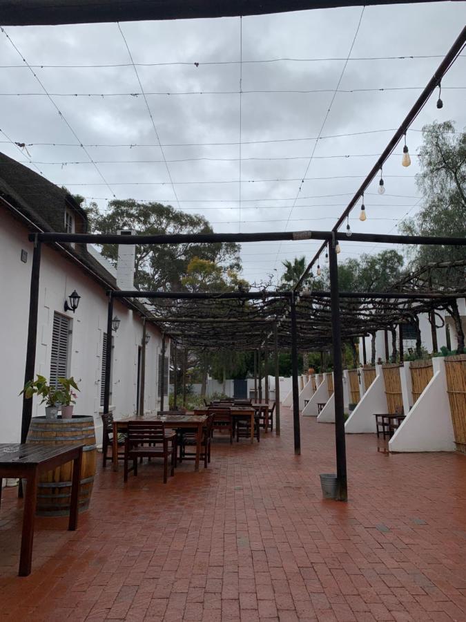 Port Wine Guesthouse Calitzdorp Bagian luar foto