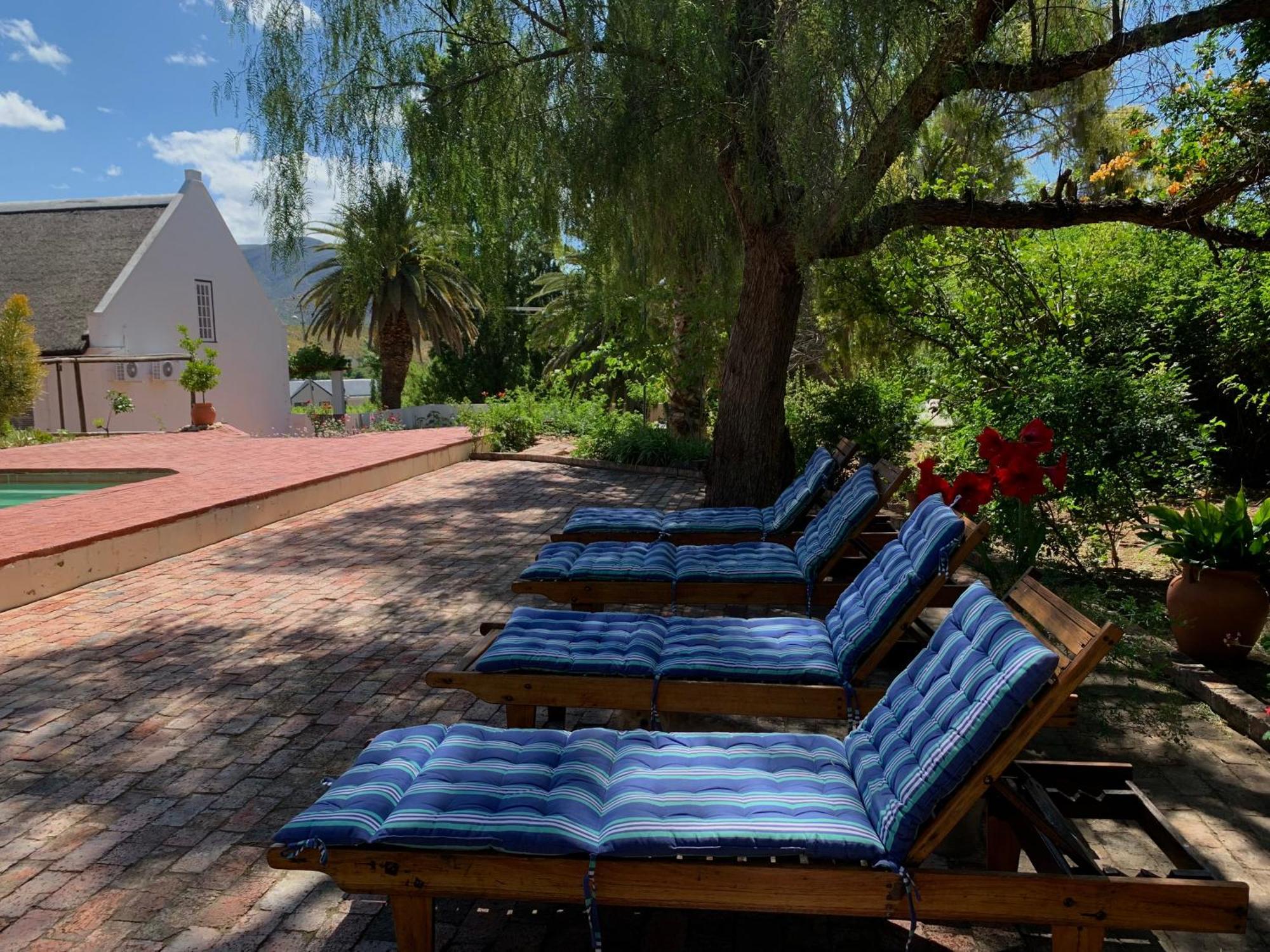 Port Wine Guesthouse Calitzdorp Bagian luar foto