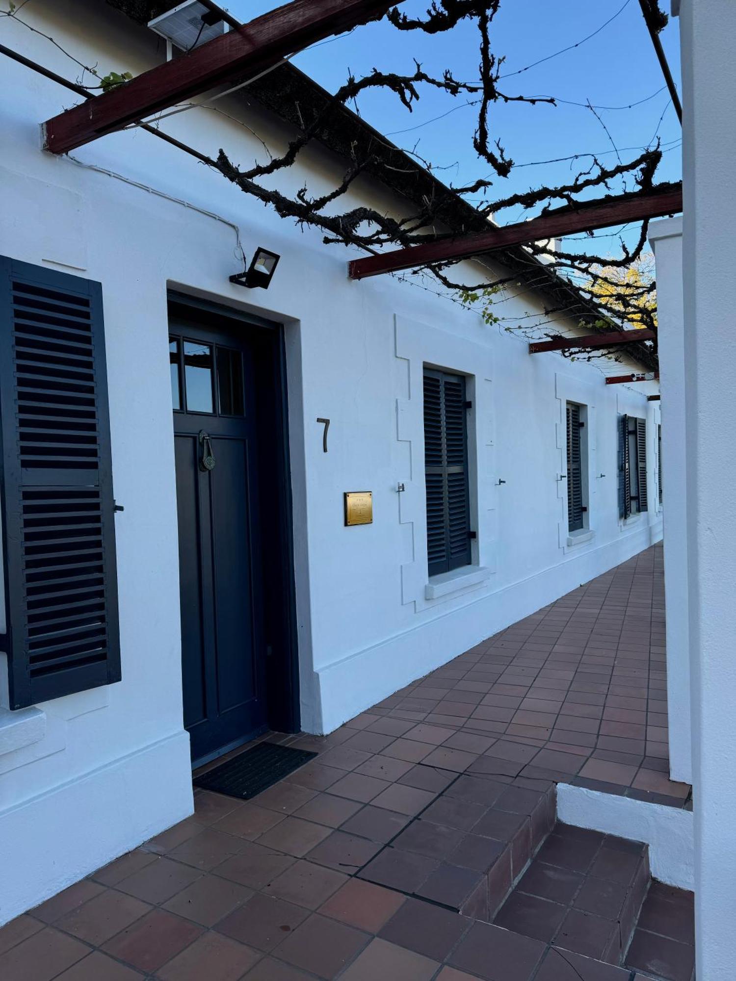 Port Wine Guesthouse Calitzdorp Bagian luar foto